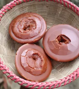 খেজুর পাটালি গুড় ২ কেজি।